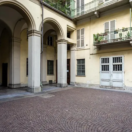 Moleloca - Sotto Il Portico Apartment