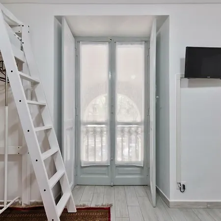 Moleloca - Sotto Il Portico Apartment