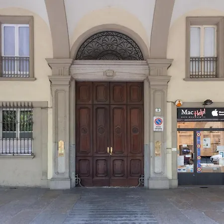 Moleloca - Sotto Il Portico *